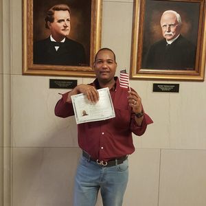 Meet your Posher, Carlos juan